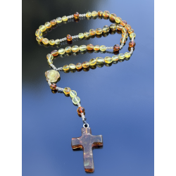 Różaniec z bursztynu...