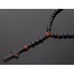 Piękny różaniec z bursztynu i  hebanu, różaniec katolicki, różaniec drewniany, naszyjnik